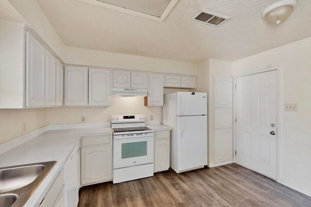 1114 Tracy Lane, Lancaster, TX 75134