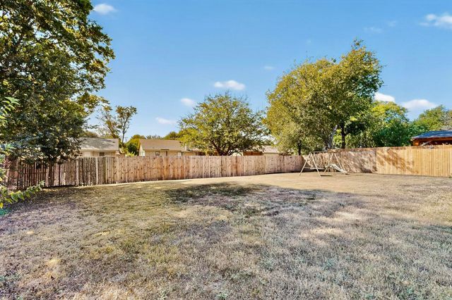 1114 Tracy Lane, Lancaster, TX 75134