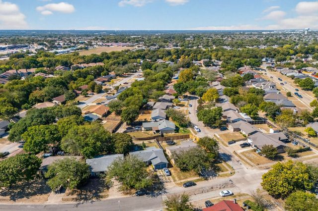 1114 Tracy Lane, Lancaster, TX 75134