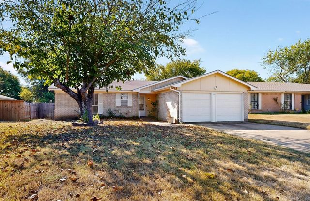 1114 Tracy Lane, Lancaster, TX 75134