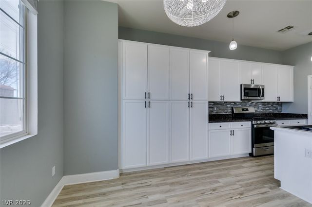 6538 Grand Concourse Street, Las Vegas, NV 89166