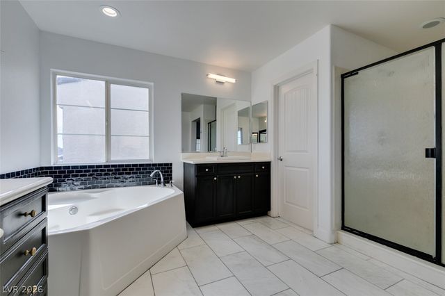 6538 Grand Concourse Street, Las Vegas, NV 89166