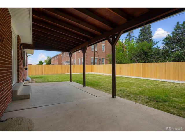 2116 S Yukon St, Lakewood, CO 80227