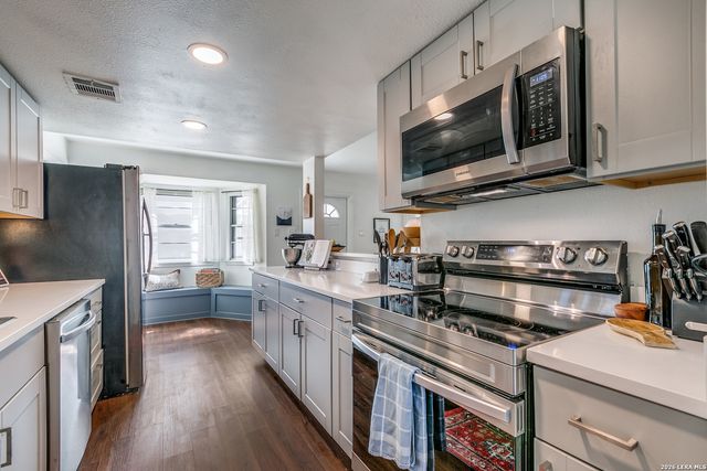 10218 LORENE LN, San Antonio, TX 78216