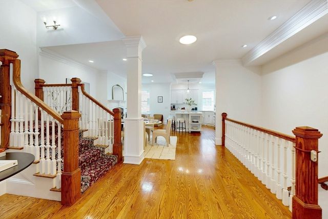 322 Tappan St 2, Brookline, MA 02445