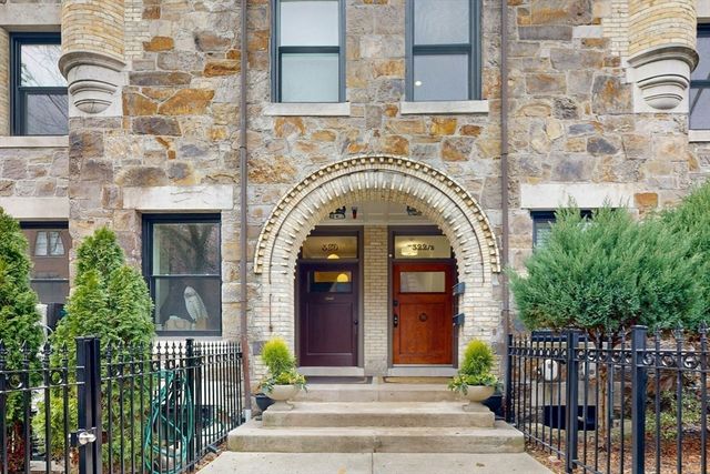322 Tappan St 2, Brookline, MA 02445