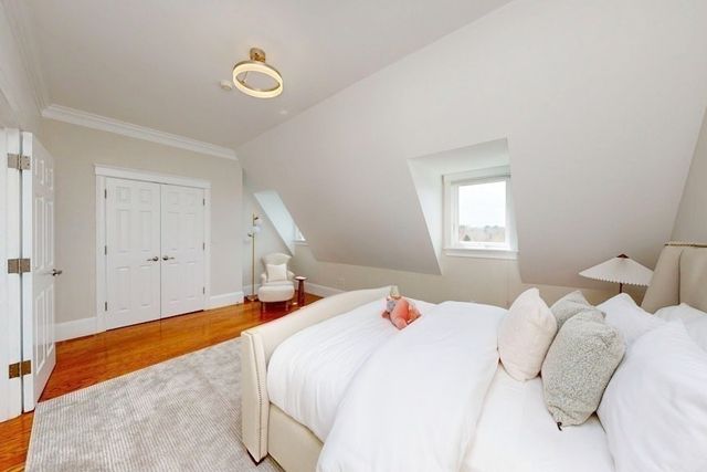 322 Tappan St 2, Brookline, MA 02445