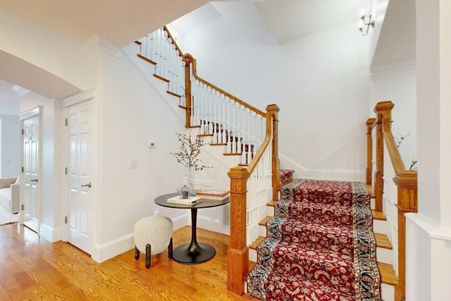 322 Tappan St 2, Brookline, MA 02445