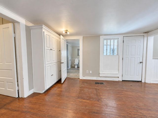 515 Elizabeth Ave., Hattiesburg, MS 39401