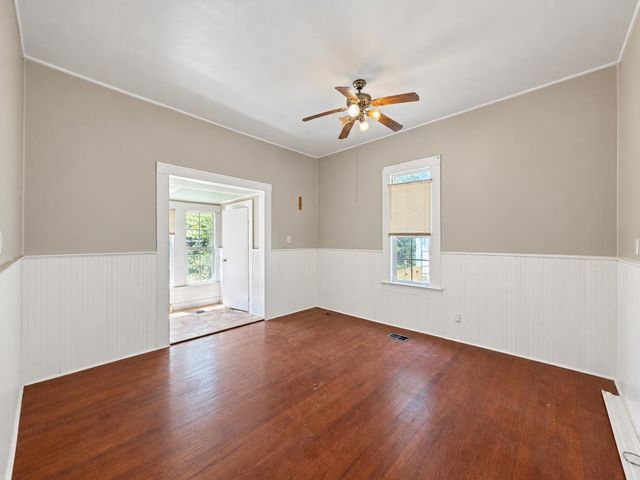 515 Elizabeth Ave., Hattiesburg, MS 39401