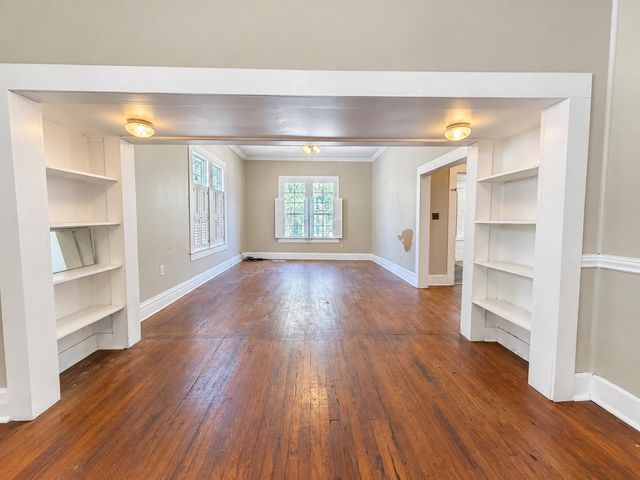 515 Elizabeth Ave., Hattiesburg, MS 39401