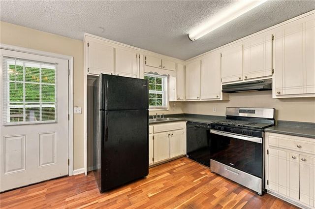 230 Parkway Court, Dallas, GA 30157