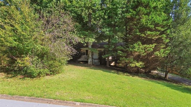230 Parkway Court, Dallas, GA 30157