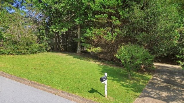 230 Parkway Court, Dallas, GA 30157