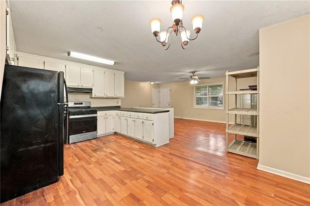 230 Parkway Court, Dallas, GA 30157