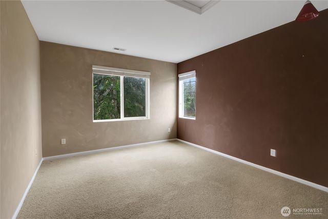 7208 James Place SE, Auburn, WA 98092