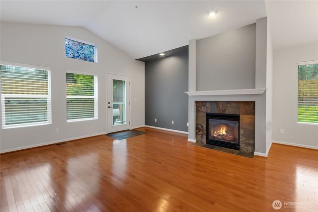 7208 James Place SE, Auburn, WA 98092