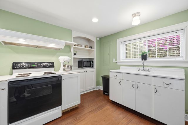 406 S Gum Street, Summerville, SC 29483