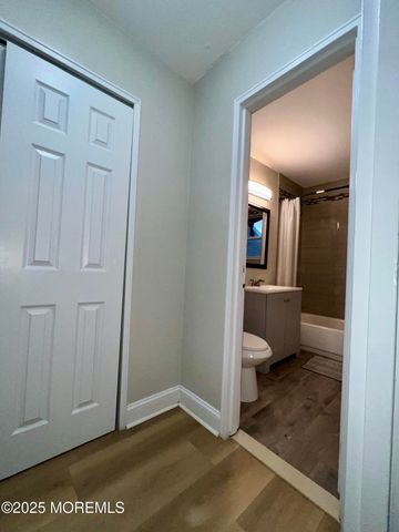 12 Manchester Court H, Freehold, NJ 07728