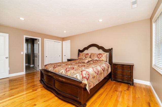 28. Woodlawn Ave, Billerica, MA 01821