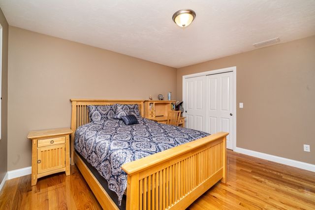 28. Woodlawn Ave, Billerica, MA 01821