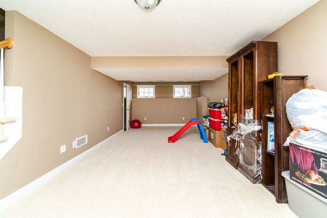 28. Woodlawn Ave, Billerica, MA 01821