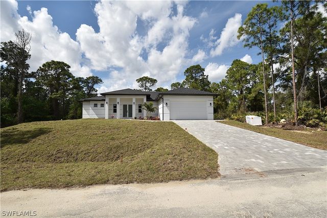 415 Highland AVE, Lehigh Acres, FL 33972