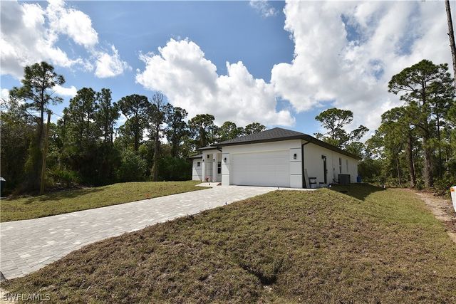 415 Highland AVE, Lehigh Acres, FL 33972