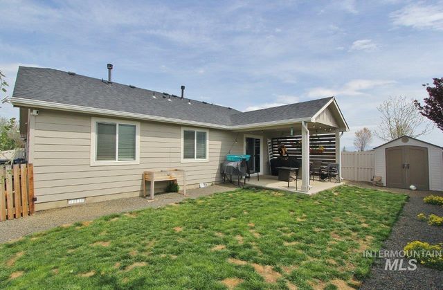 695 Stanley Lake St, Middleton, ID 83644