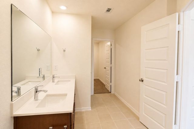 22554 Pinecone Forest Lane, Tomball, TX 77377