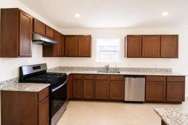 22554 Pinecone Forest Lane, Tomball, TX 77377
