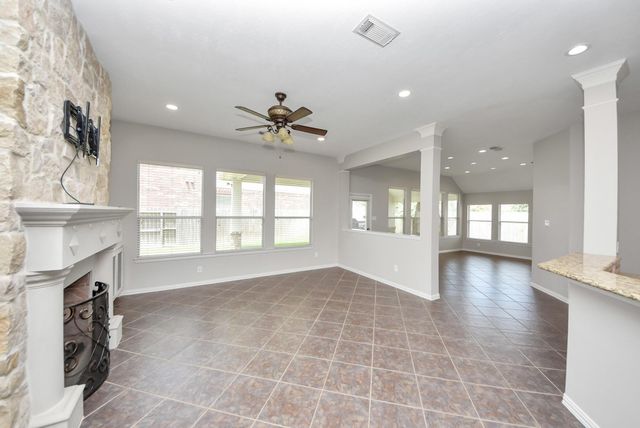 18403 Sierra Falls Court, Tomball, TX 77377