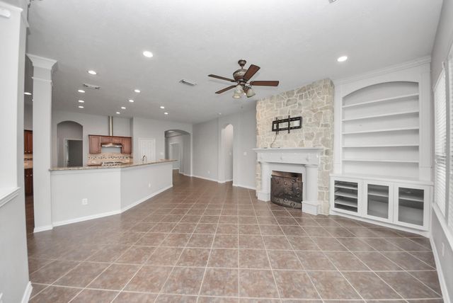 18403 Sierra Falls Court, Tomball, TX 77377