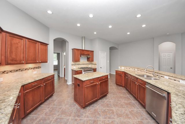18403 Sierra Falls Court, Tomball, TX 77377