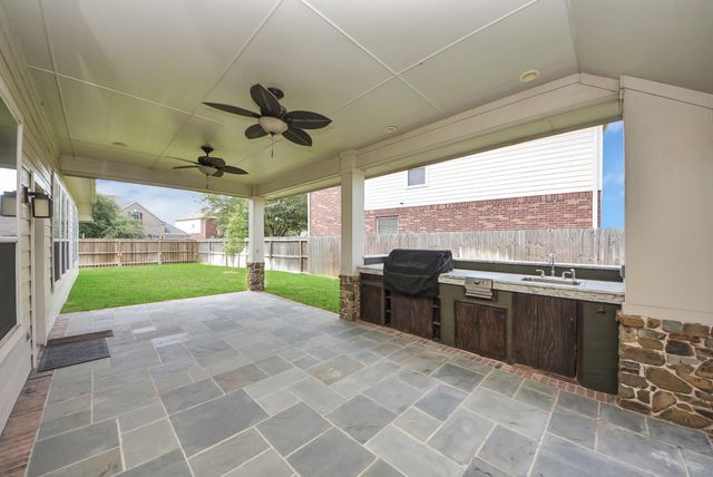 18403 Sierra Falls Court, Tomball, TX 77377