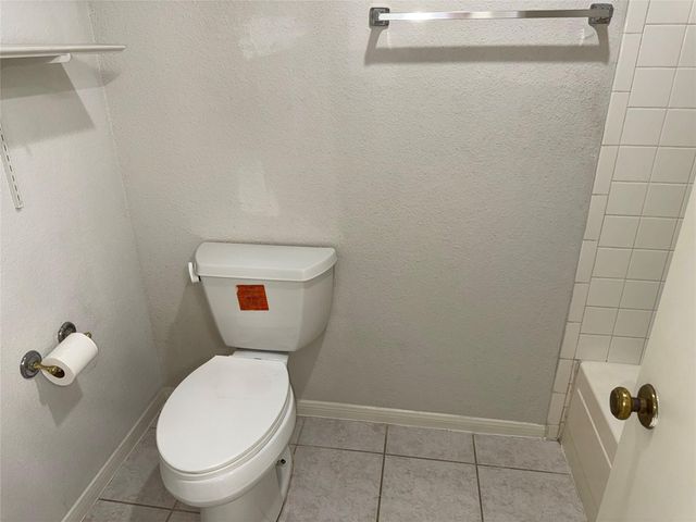 2121 El Paseo Street 1305, Houston, TX 77054