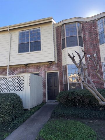 2121 El Paseo Street 1305, Houston, TX 77054