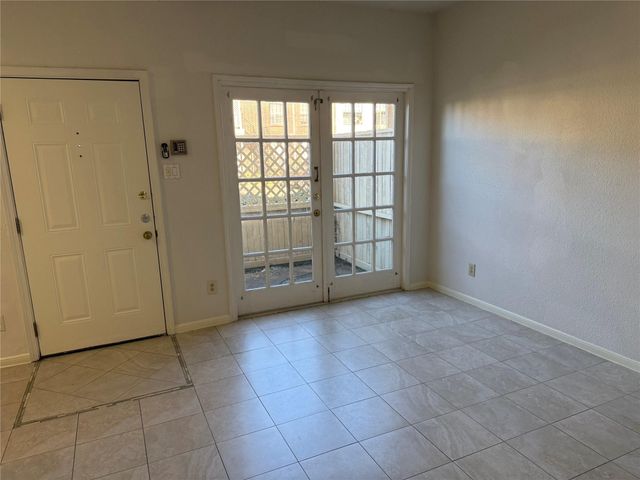 2121 El Paseo Street 1305, Houston, TX 77054