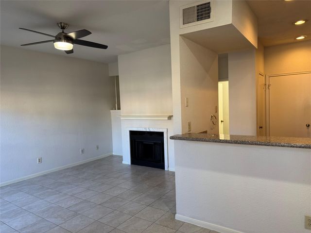 2121 El Paseo Street 1305, Houston, TX 77054