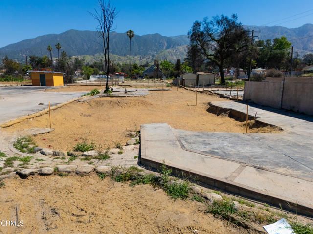 351 W Harriet Avenue, Altadena, CA 91001