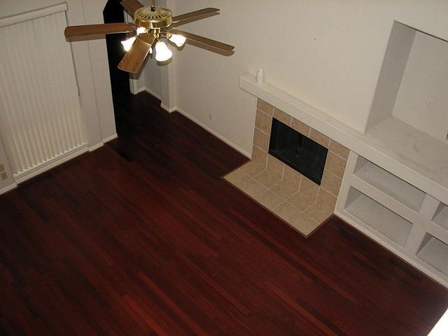 130 Annes Way, Stafford, TX 77477