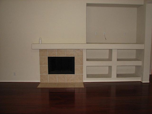 130 Annes Way, Stafford, TX 77477