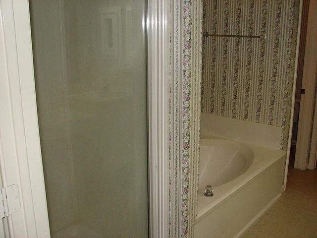 130 Annes Way, Stafford, TX 77477