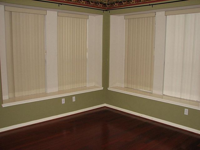 130 Annes Way, Stafford, TX 77477