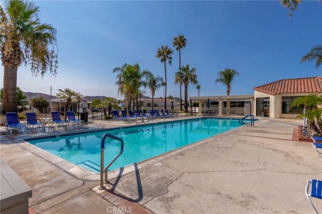 1295 S Cawston 245, Hemet, CA 92545