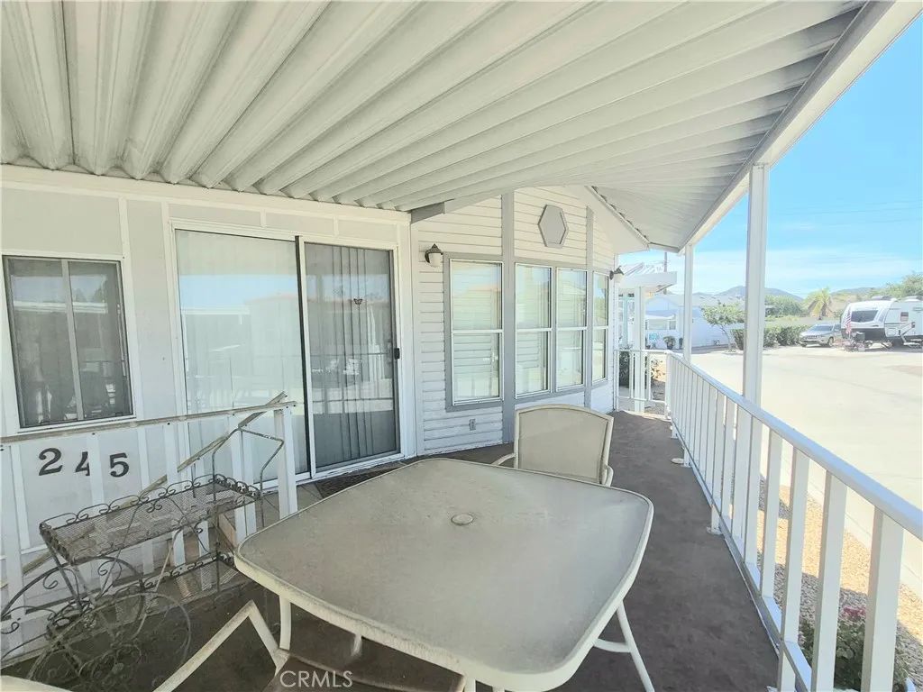 1295 S Cawston 245, Hemet, CA 92545