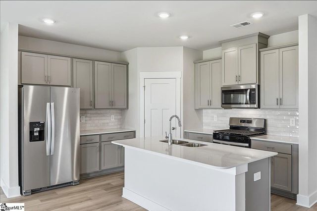 423 Ragland Avenue, Greer, SC 29651