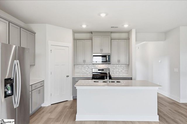 423 Ragland Avenue, Greer, SC 29651