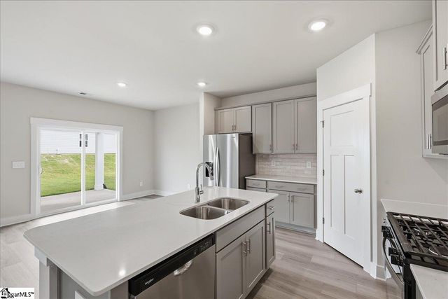 423 Ragland Avenue, Greer, SC 29651
