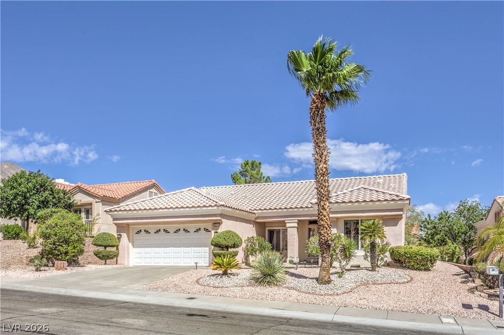 10700 Grand Cypress Avenue, Las Vegas, NV 89134 — photo 3